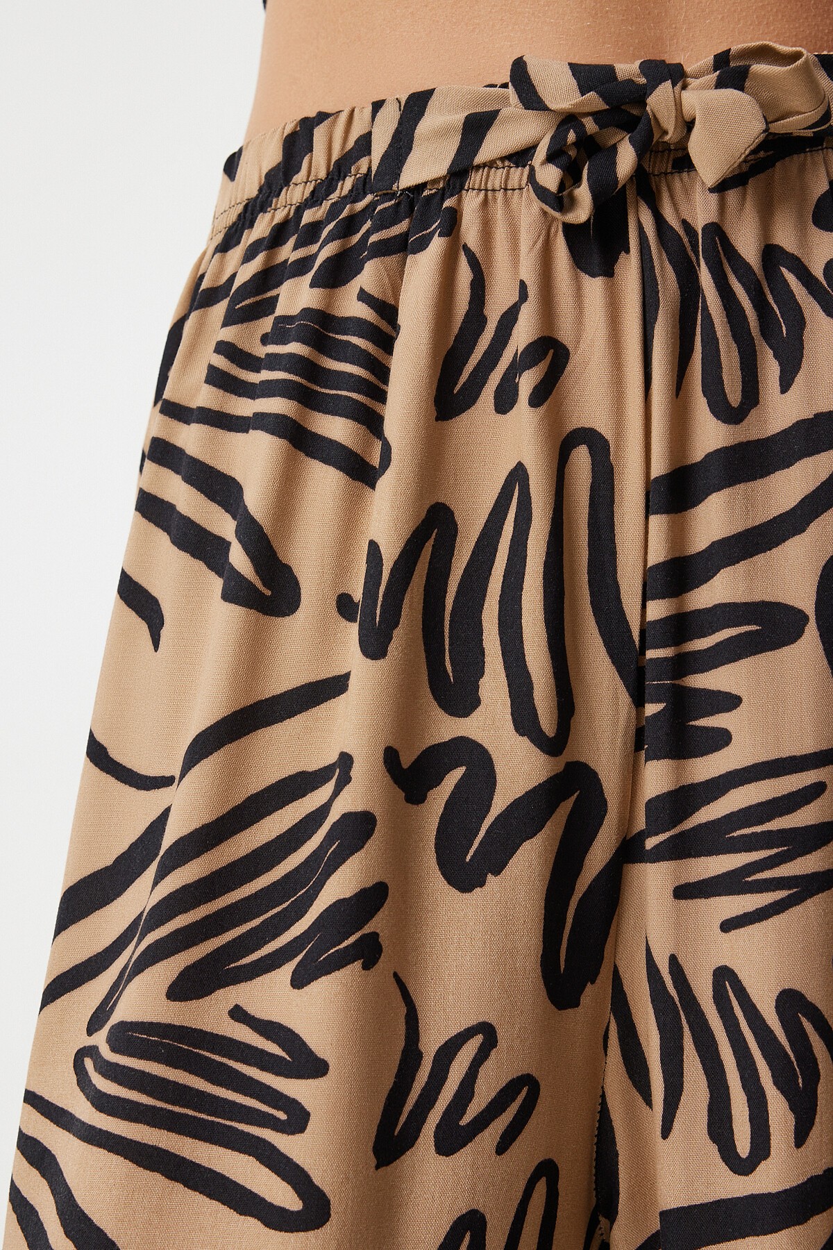 DESENLİ DÖKÜMLÜ VİSKON PALAZZO PANTOLON