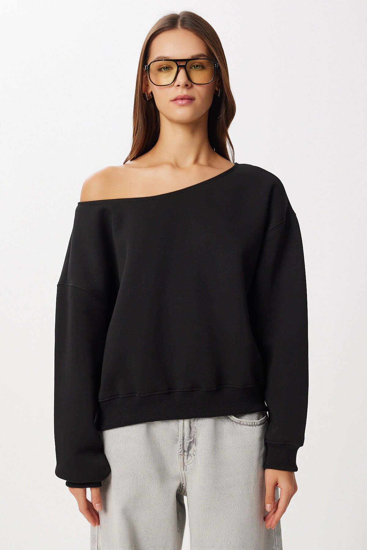 Açık Omuzlu Şardonlu Örme Sweatshirt SİYAH LAN0076