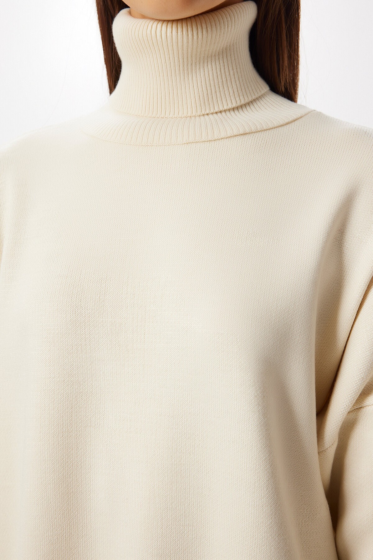 Balıkçı Yaka Oversize Triko Kazak KREM LBV0011