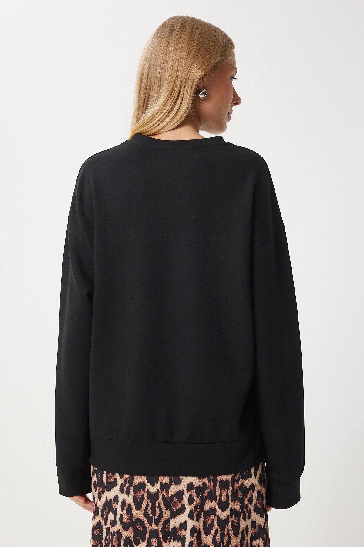Basic Mevsimlik Modal Örme Sweatshirt SİYAH LAN0012