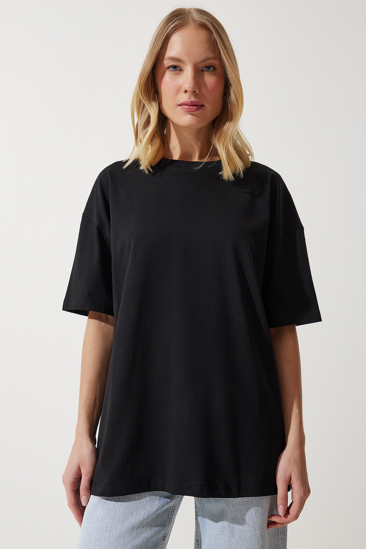 Bisiklet Yaka Kısa Kollu Basic Oversize Örme T-shirt SİYAH LBF0003