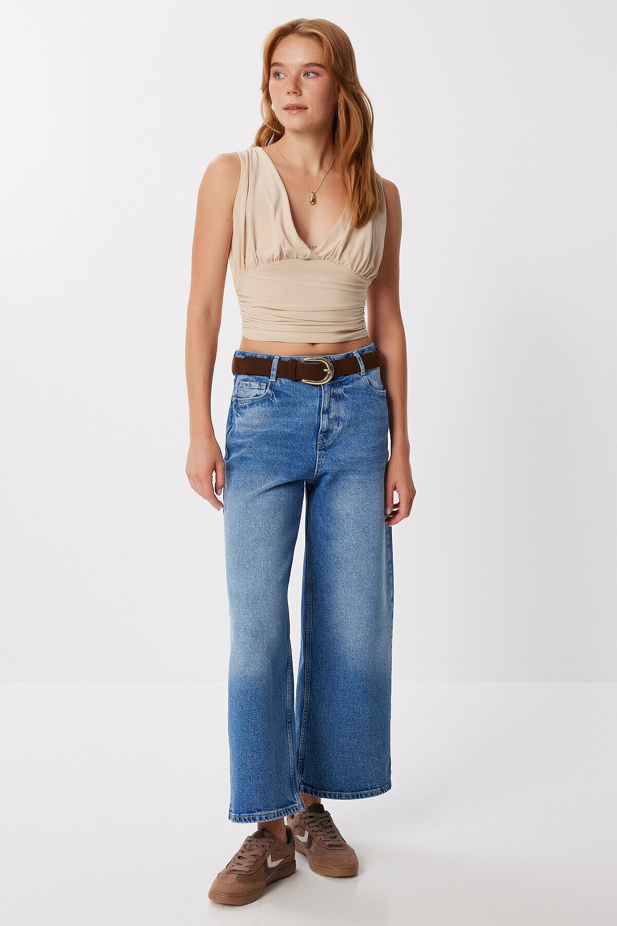 Derin V Yakalı Crop Sandy Örme Bluz LATTE LBF0004