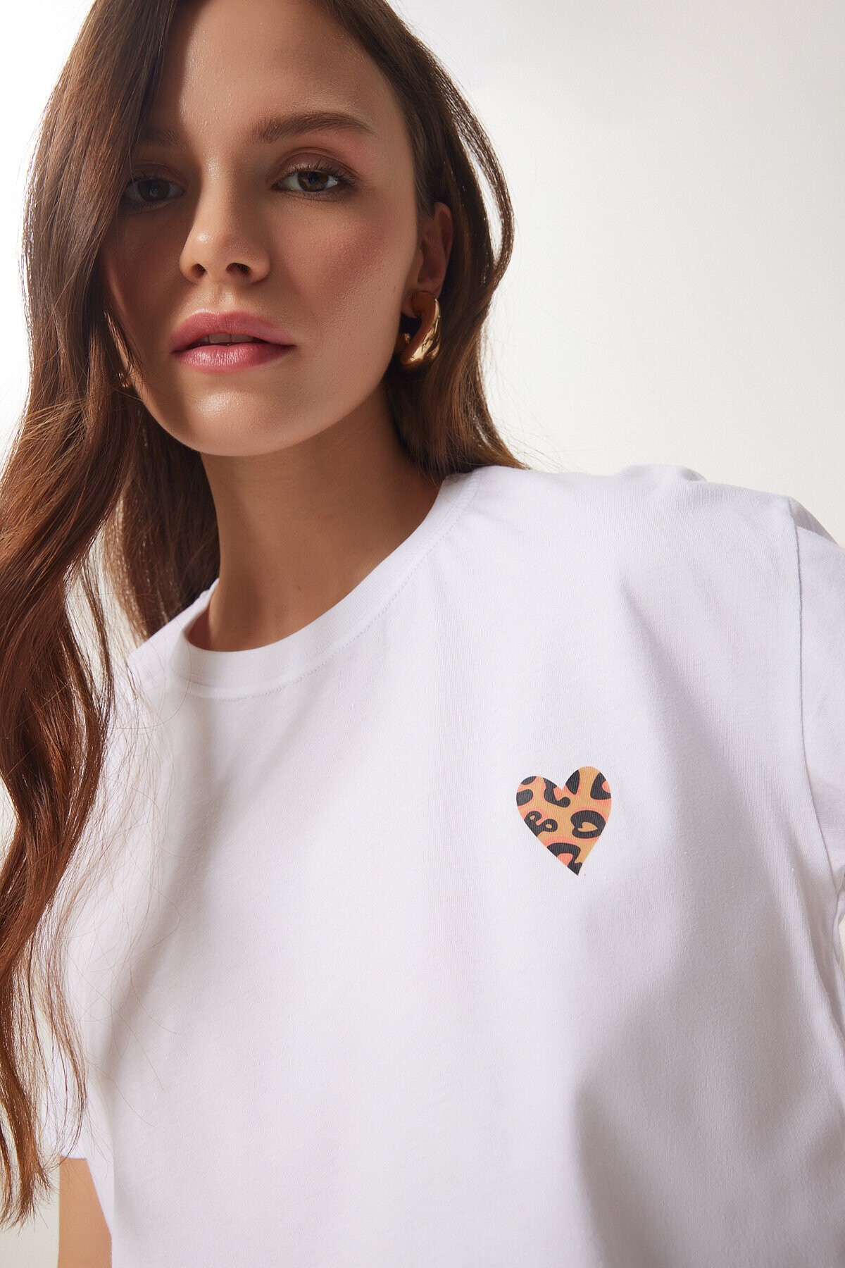 Kalp Baskılı Pamuklu Kısa Örme T-Shirt BEYAZ LAN0024
