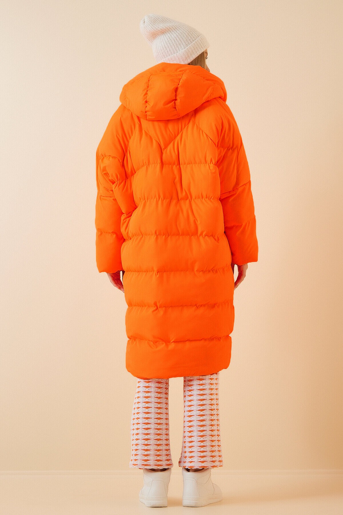 Kapüşonlu Oversize Şişme Kaban ORANJ LAV0002