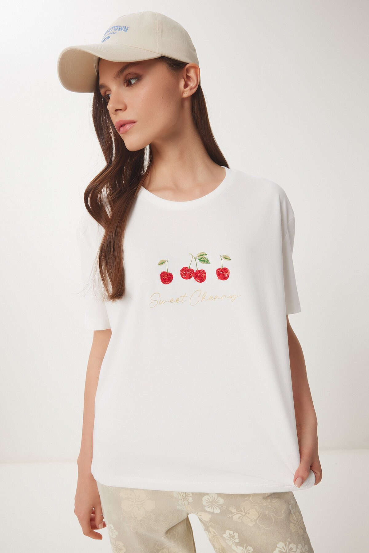 Kiraz Baskılı Pamuklu Örme T-shirt EKRU LAV0007