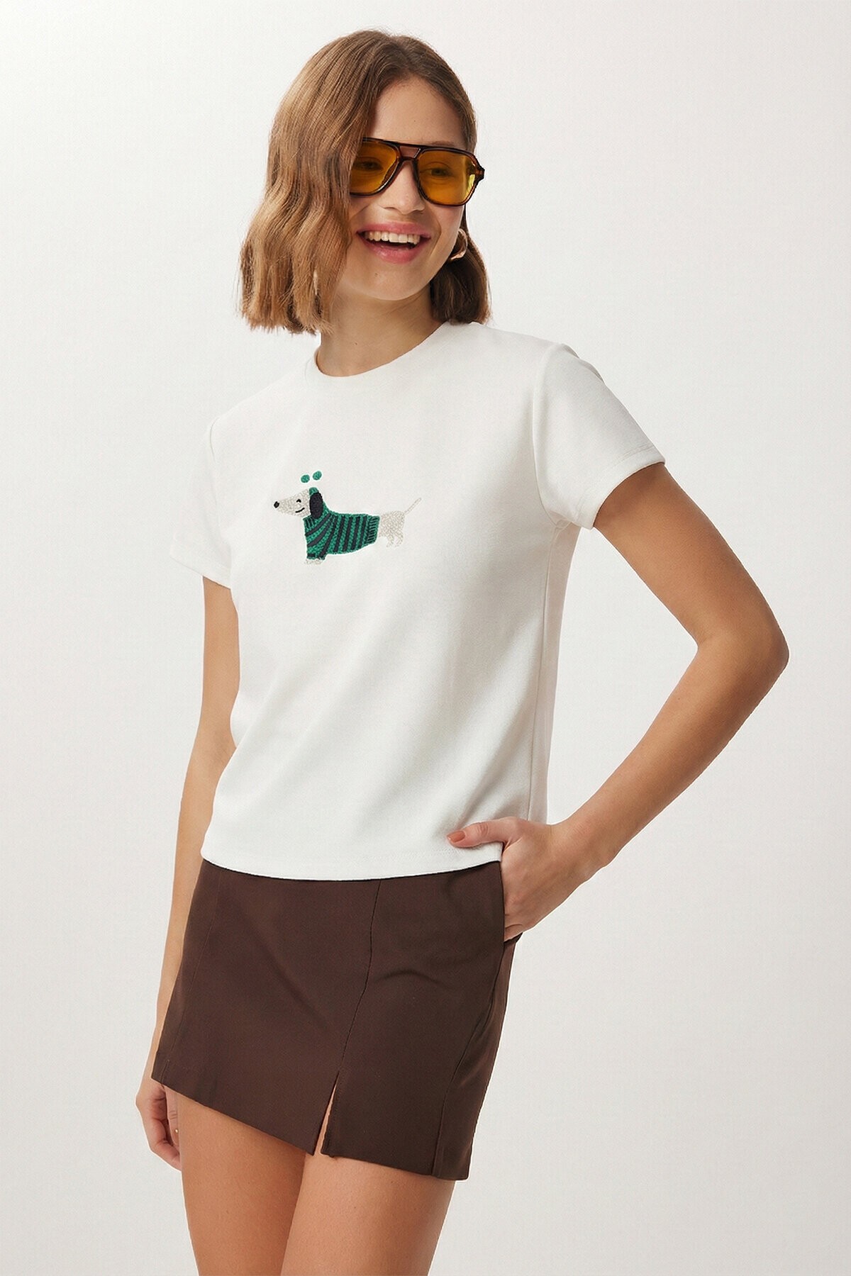 Armalı Nakışlı Pamuklu Örme T-shirt BEYAZ LCR0115