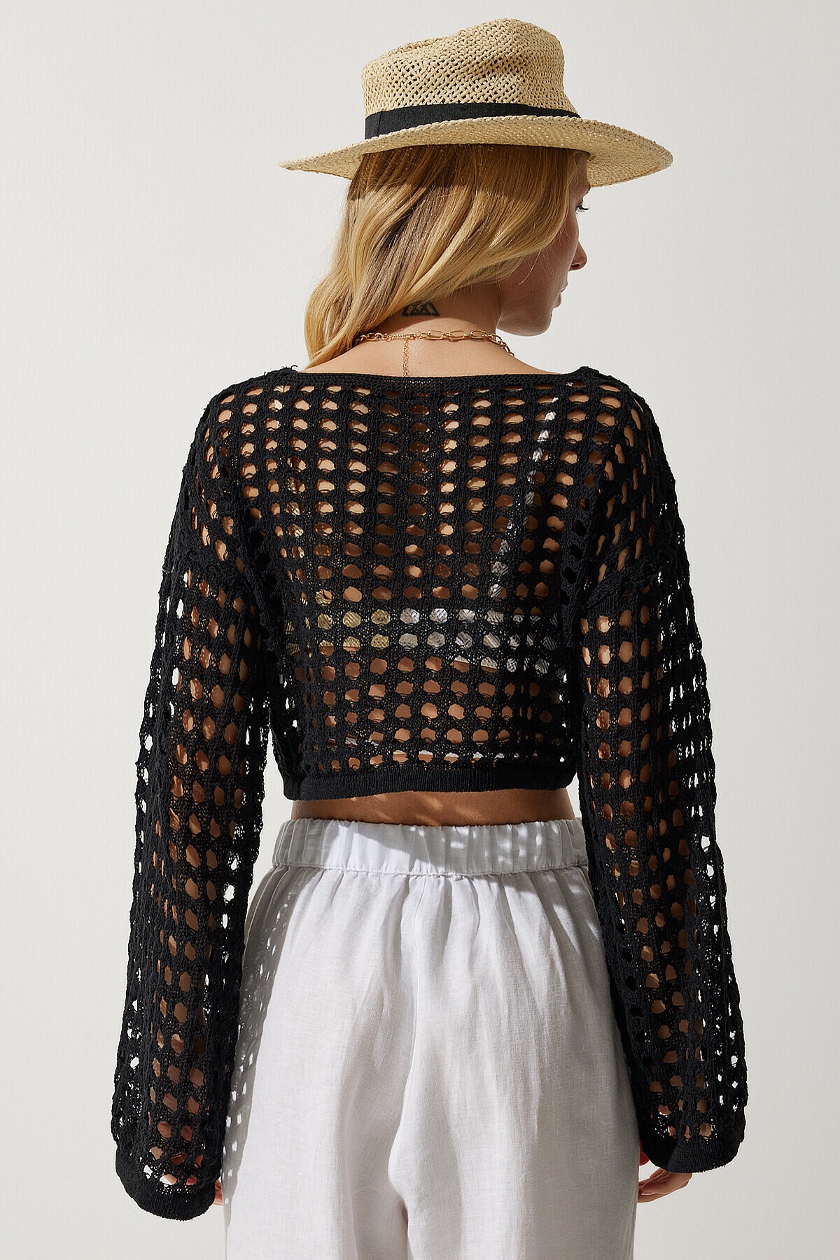 Delikli Mevsimlik Crop Triko Bluz SİYAH LCR0006