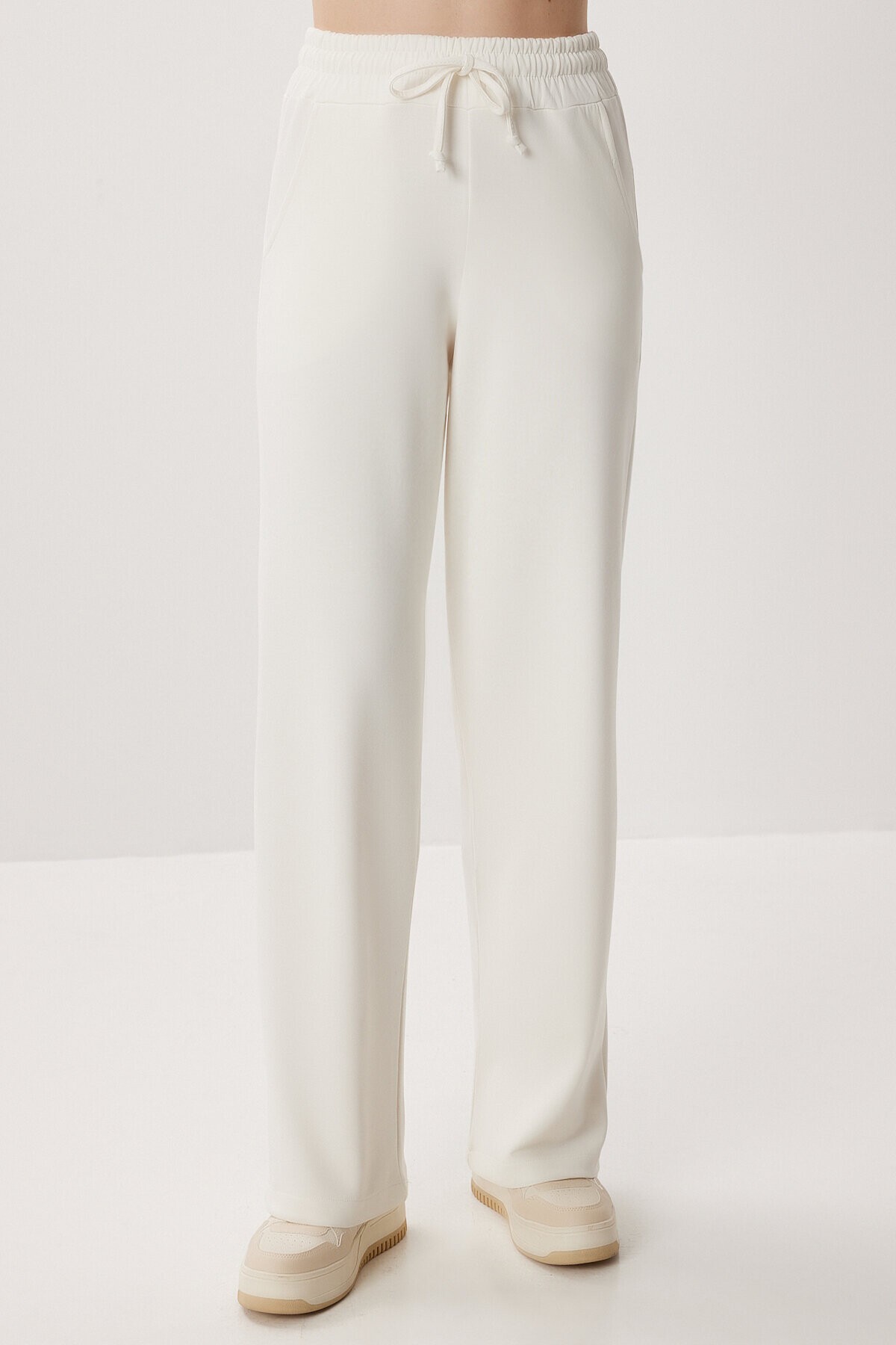 Yumuşak Modal Bluz Pantolon Takım KEMİK LCI0060