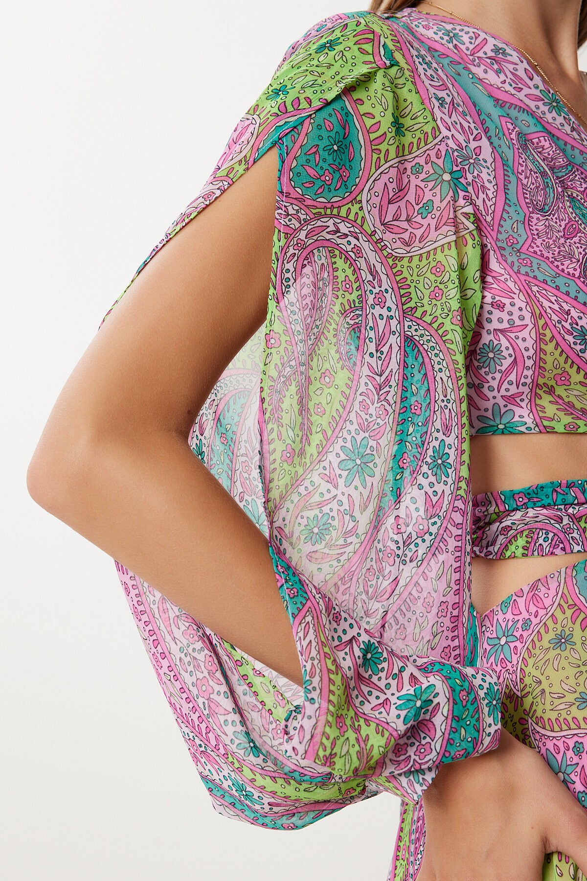Desenli Cut Out Detaylı Şifon Elbise PEMBE YEŞİL LFG0092