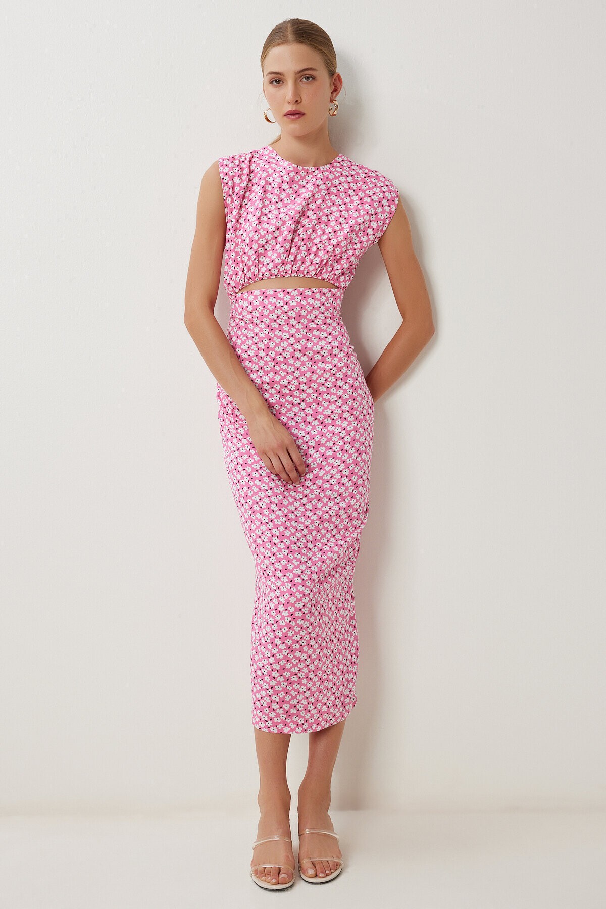 Desenli Cut Out Detaylı Viskon Elbise PEMBE BEYAZ LDP0073