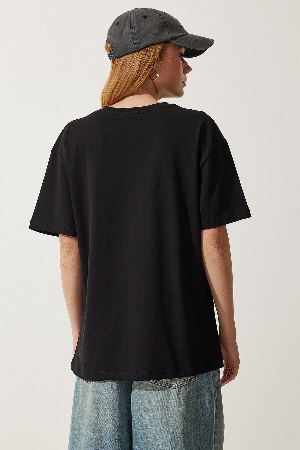 Bisiklet Yaka Nakışlı Oversize Örme T-shirt SİYAH LNJ0003