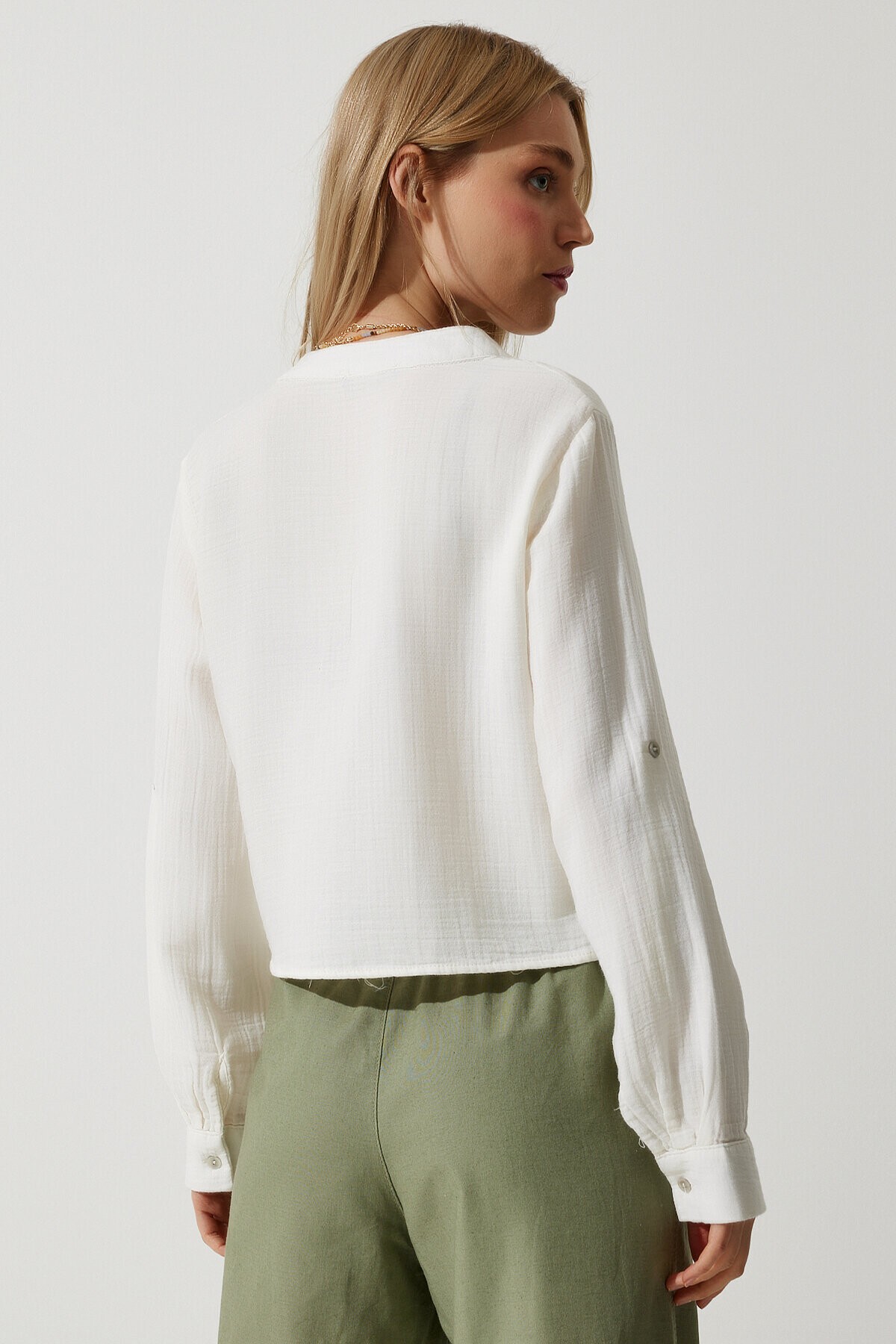 Hakim Yaka Premium Müslin Gömlek Bluz EKRU LRG0016