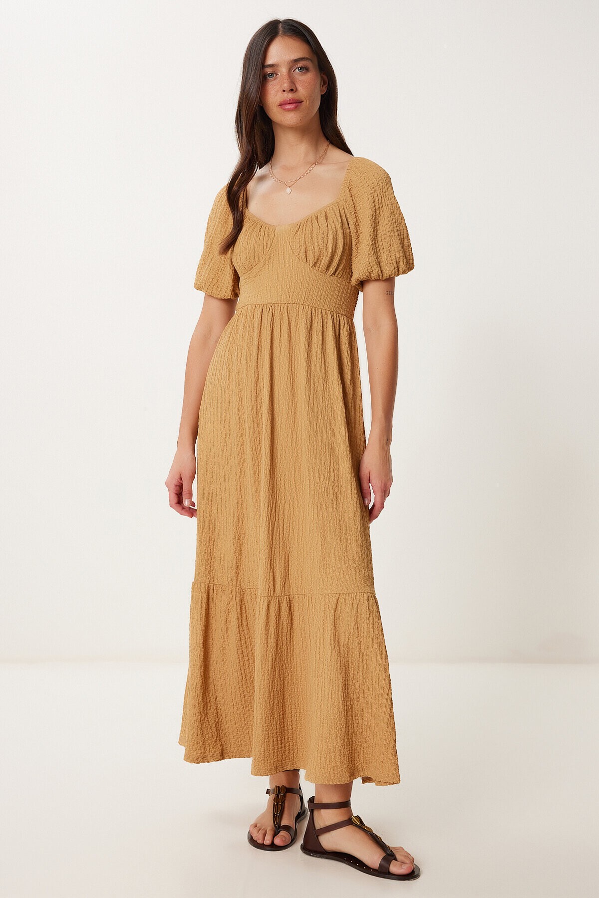 Kalp Yaka Dokulu Yazlık Örme Elbise CAMEL LUB0010