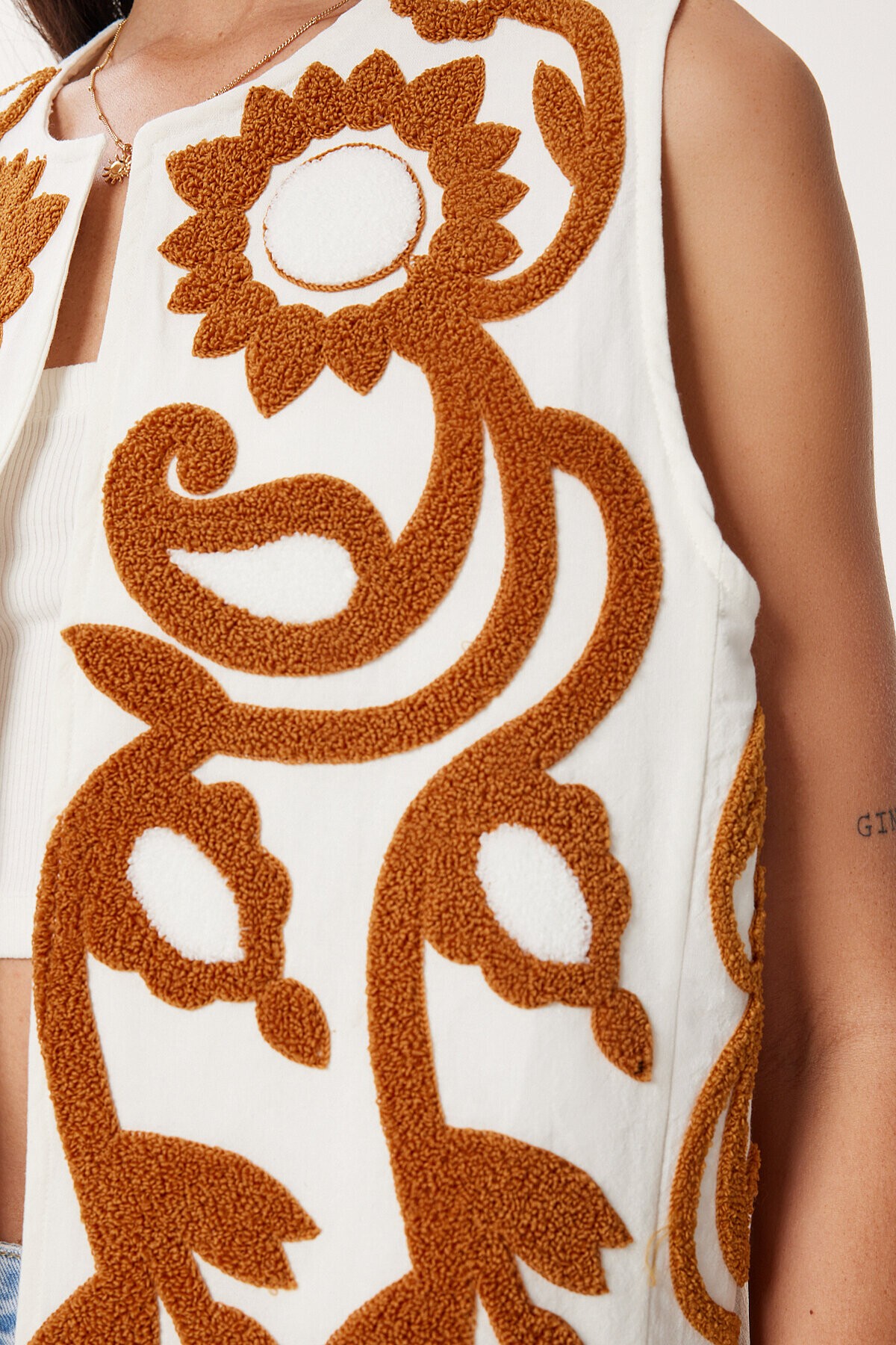 Çiçek Motifli Keten Yelek EKRU CAMEL LQS0016