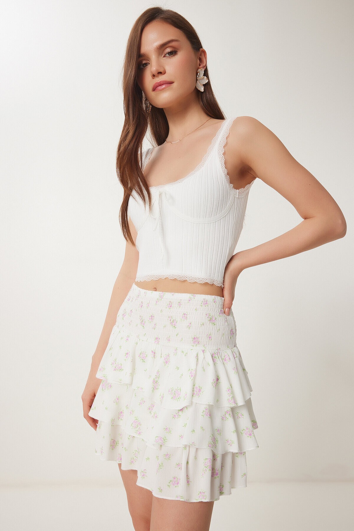 Çiçekli Volanlı Yazlık Mini Etek EKRU PEMBE LUB0103