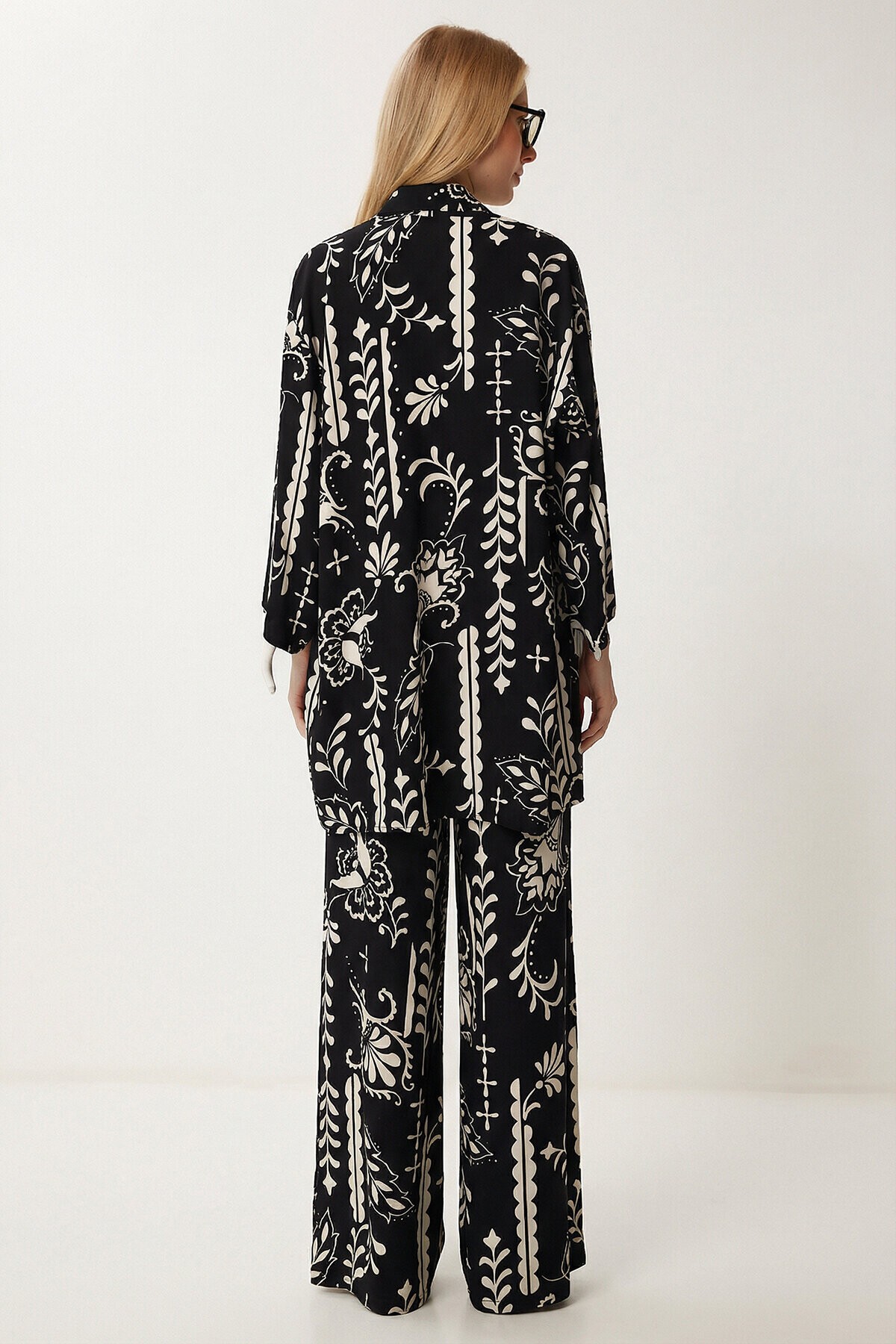 Desenli Yazlık Viskon Kimono Pantolon Takım SİYAH EKRU LRN0013