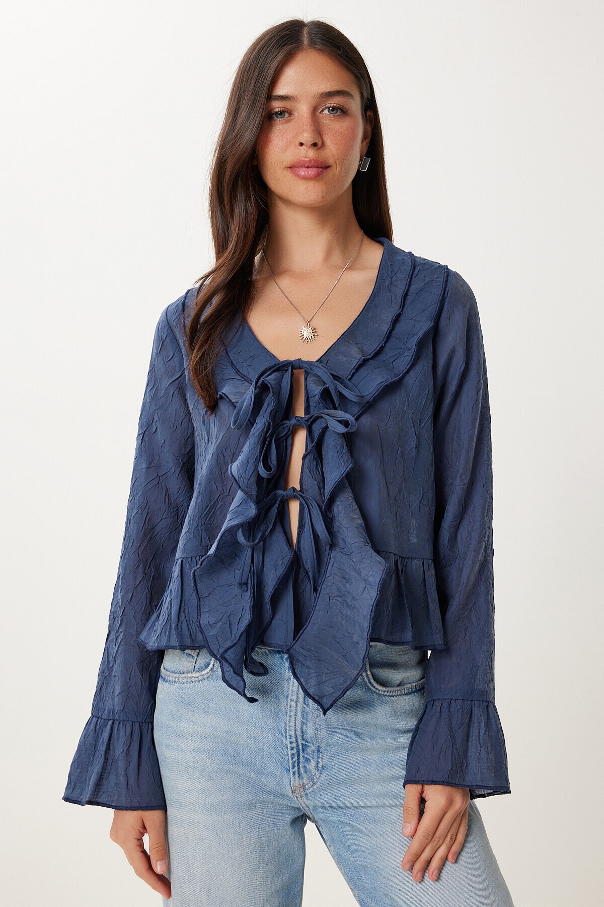 Dokulu Volanlı Hafif Transparan Modal Bluz LACİVERT LMX0099