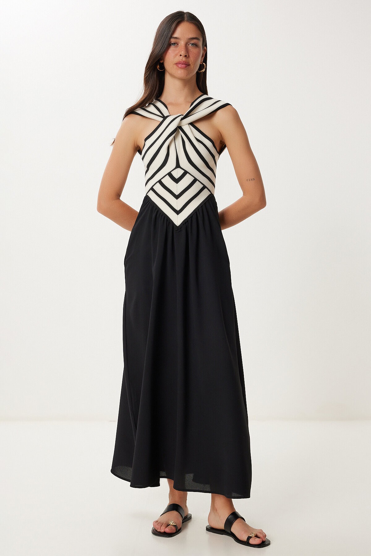 Halter Yaka Midi Dokuma Elbise SİYAH KREM LRW0001