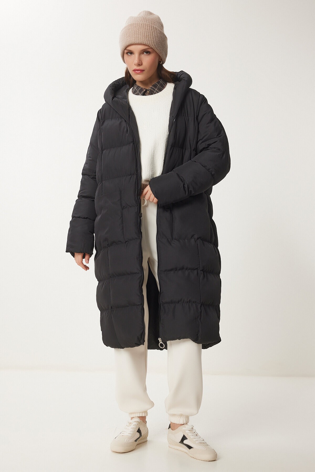 Kapüşonlu Oversize Uzun Şişme Kaban SİYAH LNT0001