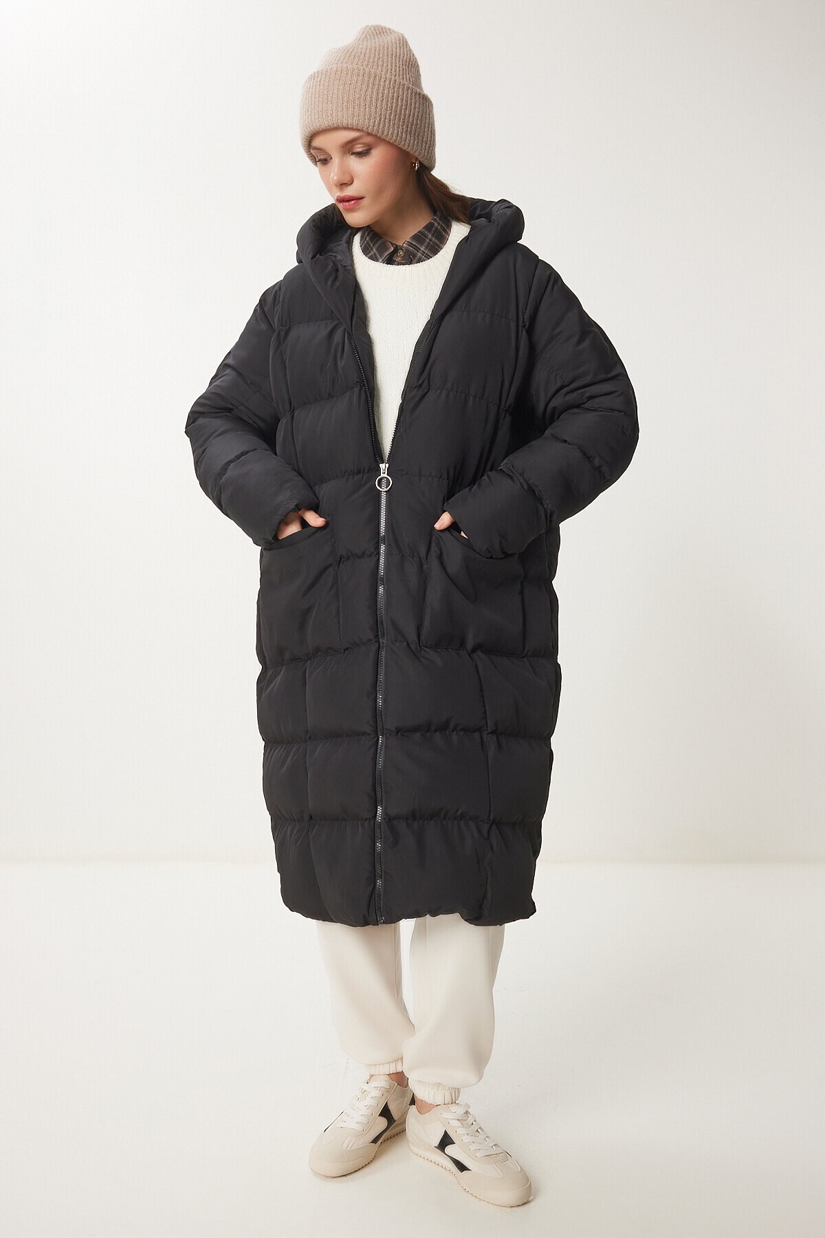 Kapüşonlu Oversize Uzun Şişme Kaban SİYAH LNT0001