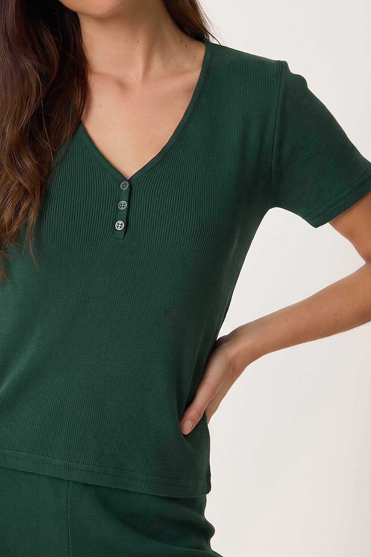 Düğme Detaylı Fitilli Örme Pijama Takımı ZÜMRÜT YEŞİLİ LRN0031
