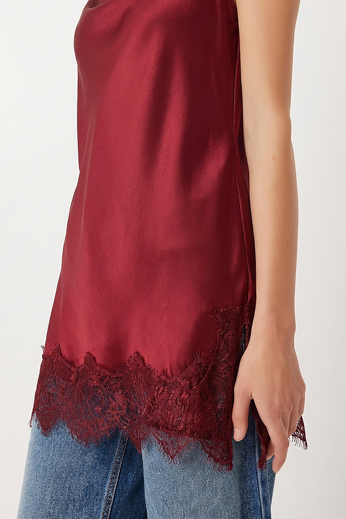Dantelli Saten Yüzeyli Kamisol Bluz BORDO LNT0024