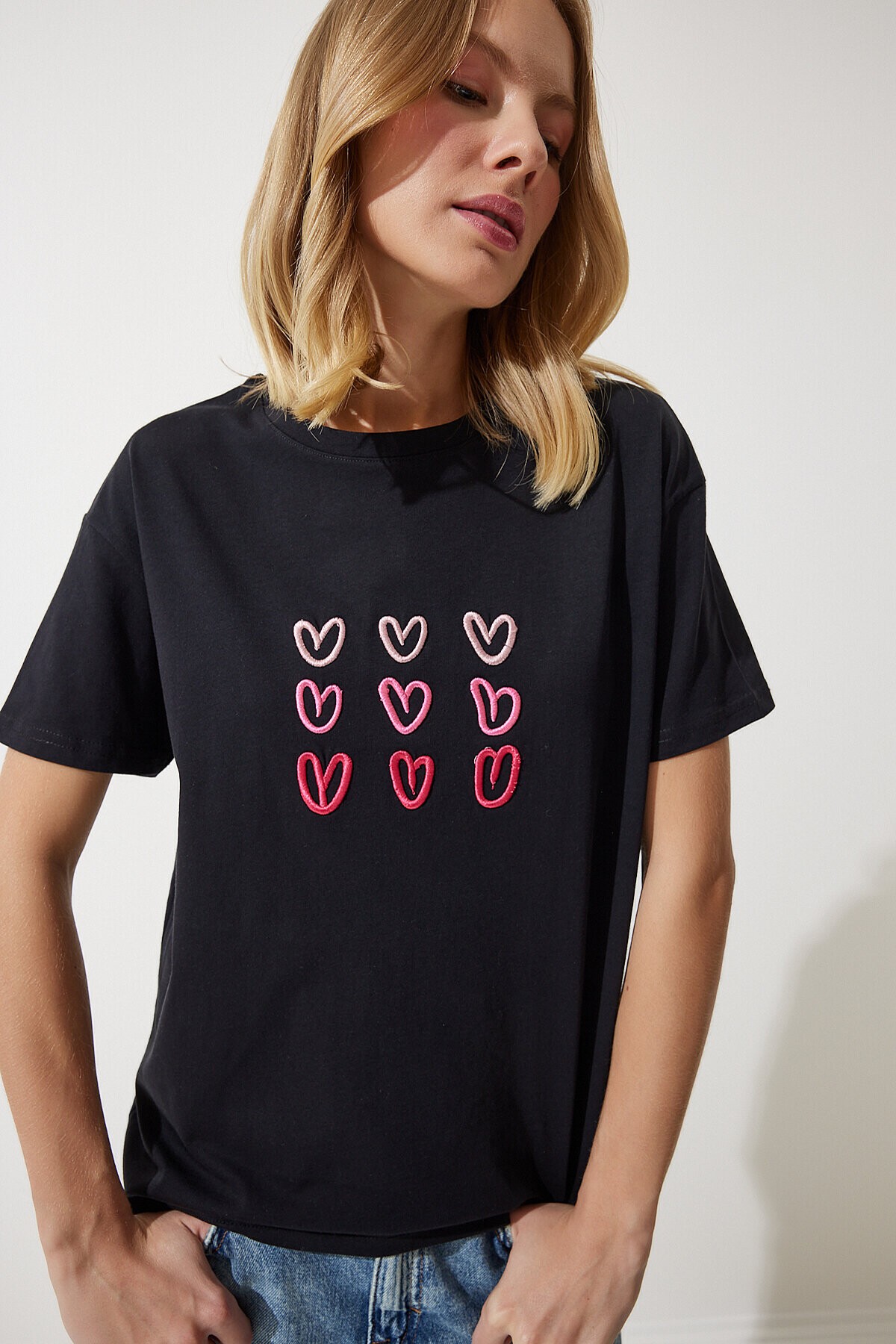 Kalp Nakışlı Pamuklu T-shirt SİYAH LMP0001
