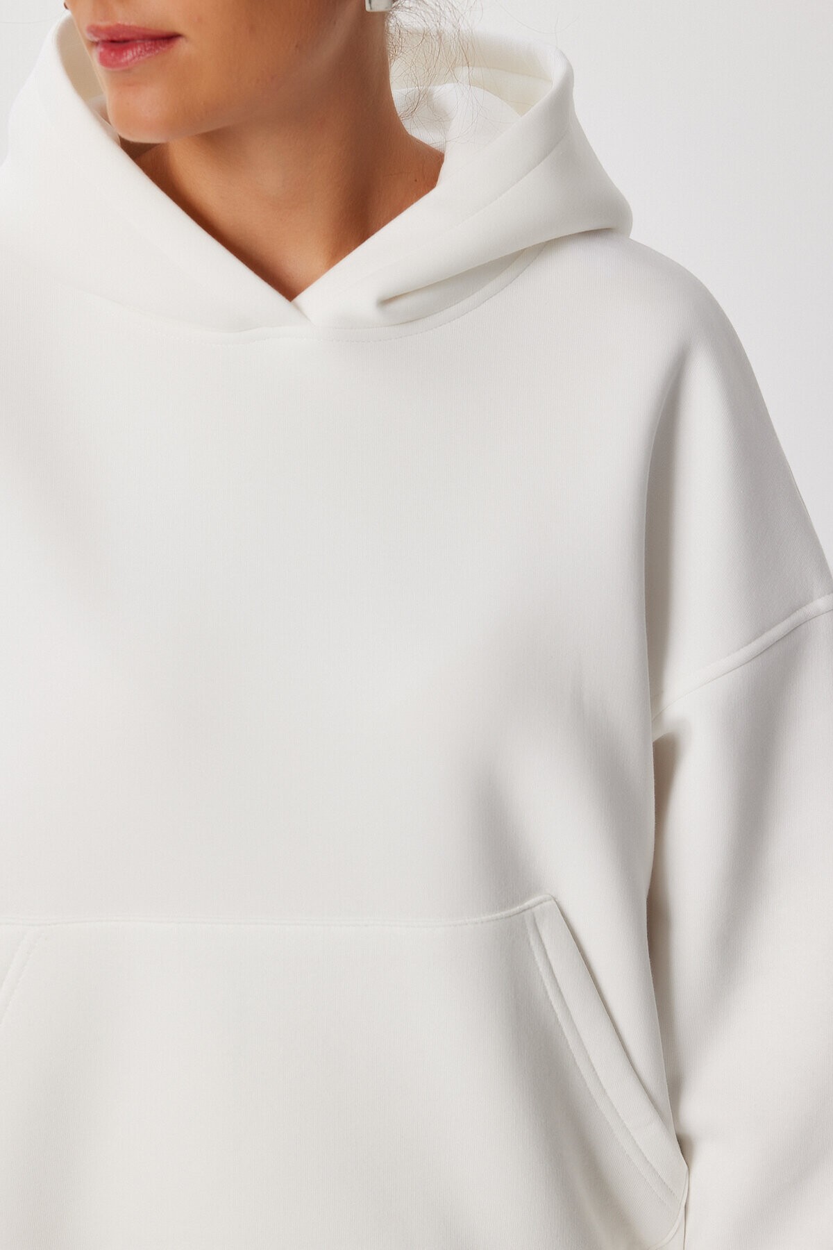 Oversize Kapüşonlu Şardonlu Örme Sweatshirt EKRU LMC0073