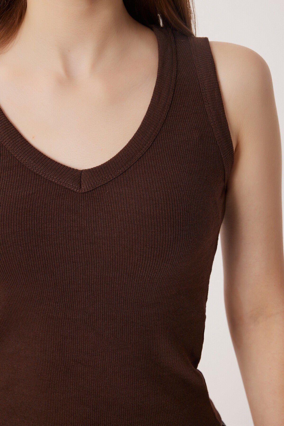 V Yaka Basic Fitilli Örme Bluz KAHVERENGİ LRN0029