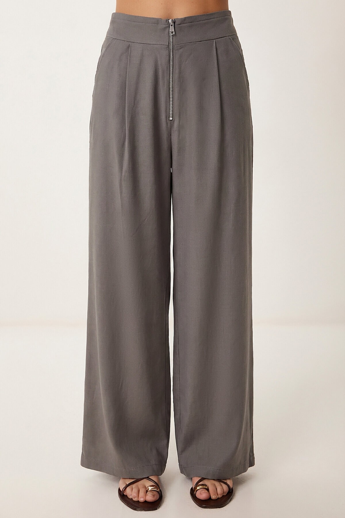 Fermuar Detaylı Cepli Modal Pantolon GRİ LYY0143
