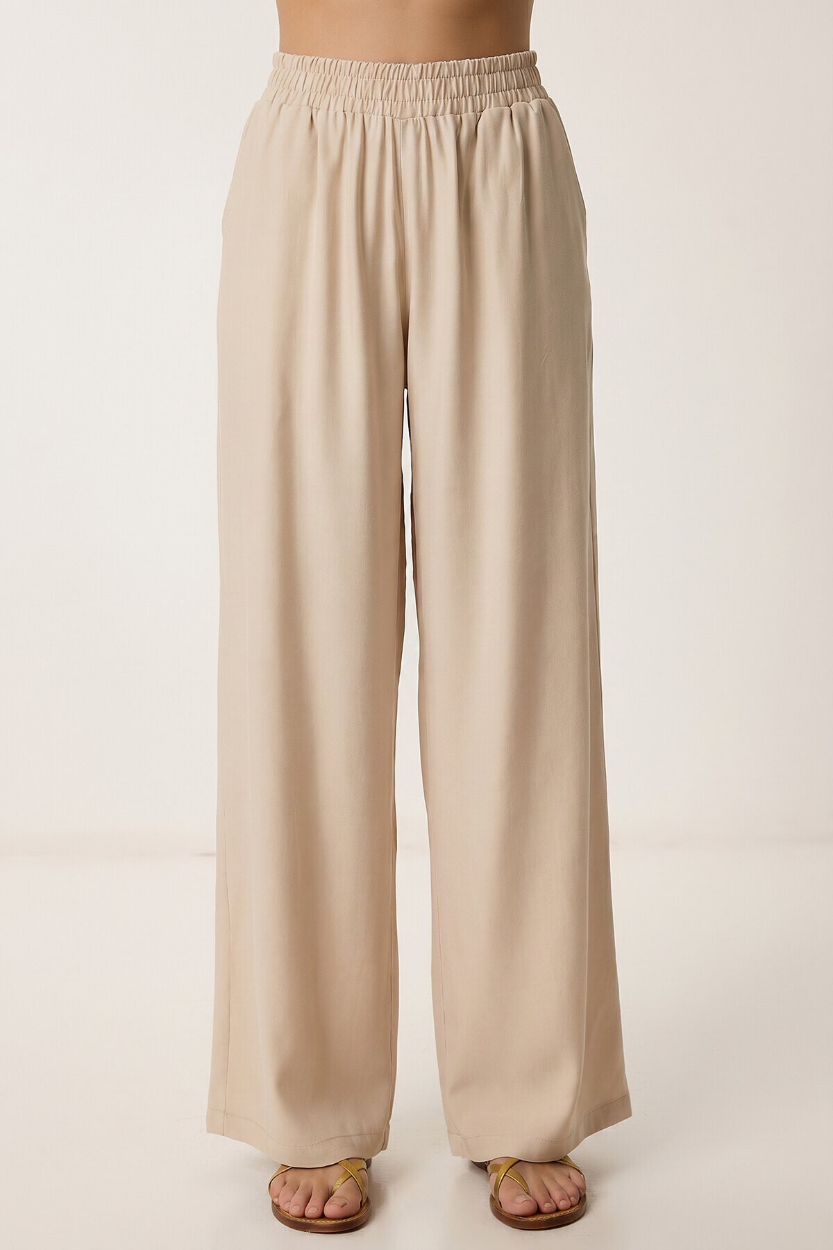 Gold Aksesuarlı Tencel Alt-Üst Takım TAŞ LYY0144