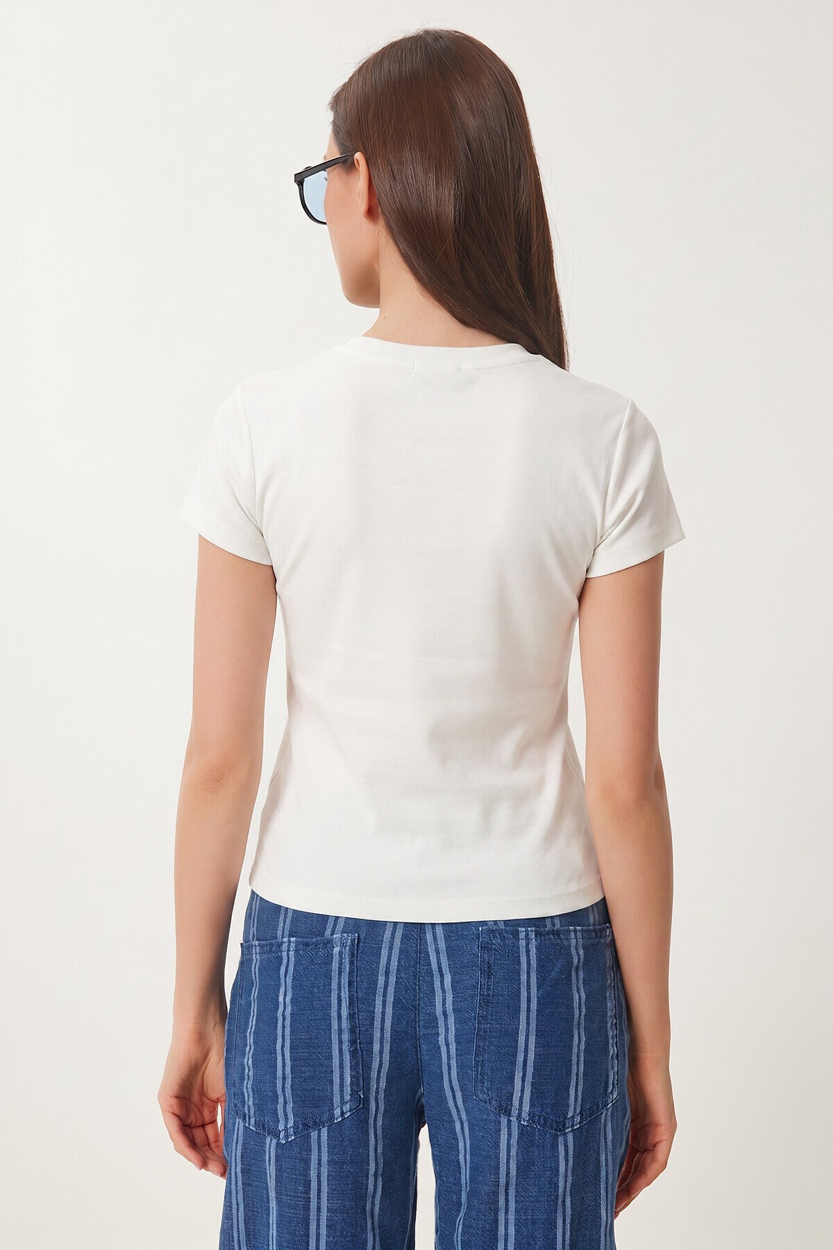 Nakış İşlemeli Pamuklu Örme T-shirt EKRU LCR0127
