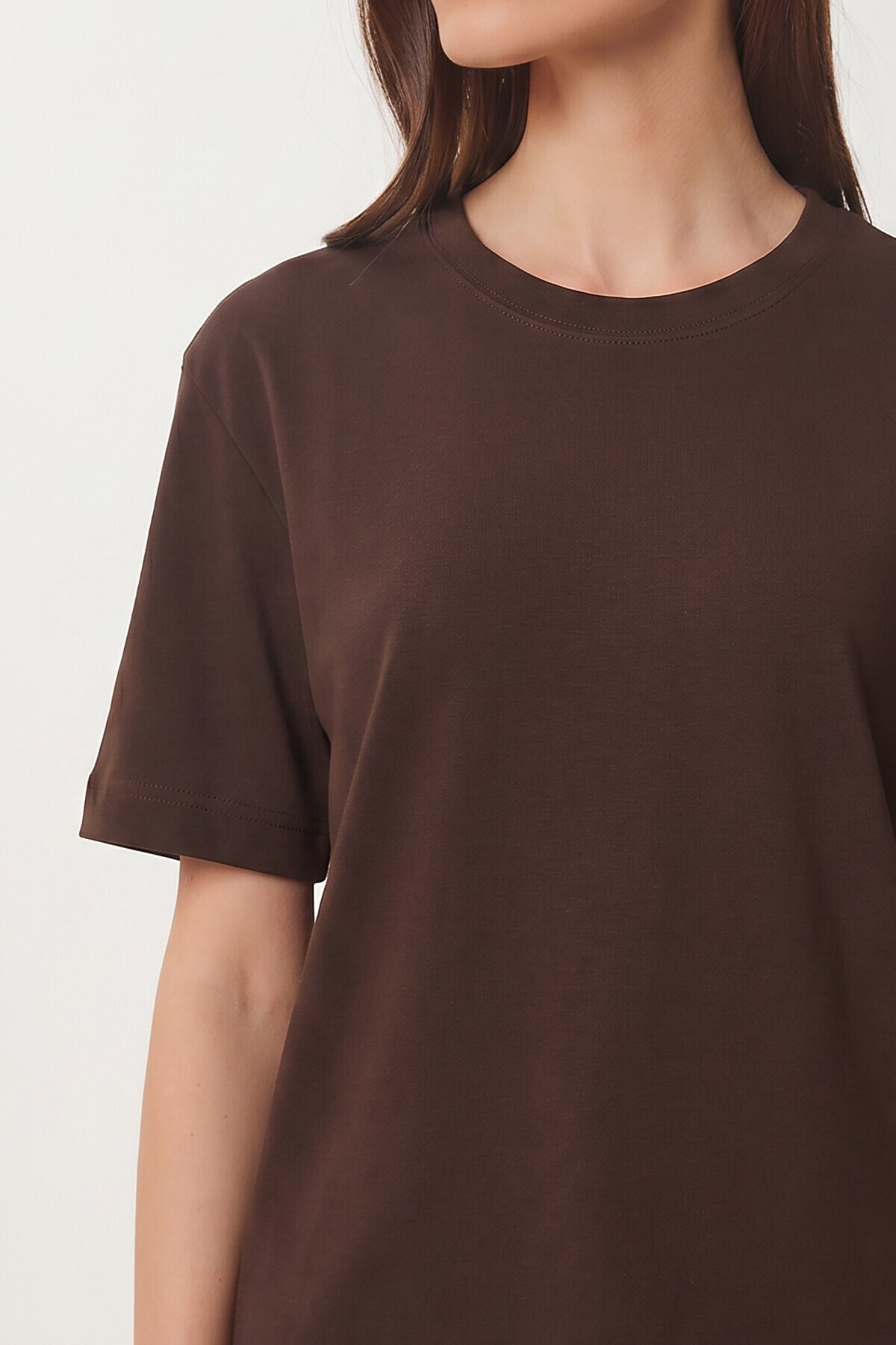 Basic Pamuklu Örme T-shirt KAHVERENGİ LUS0094