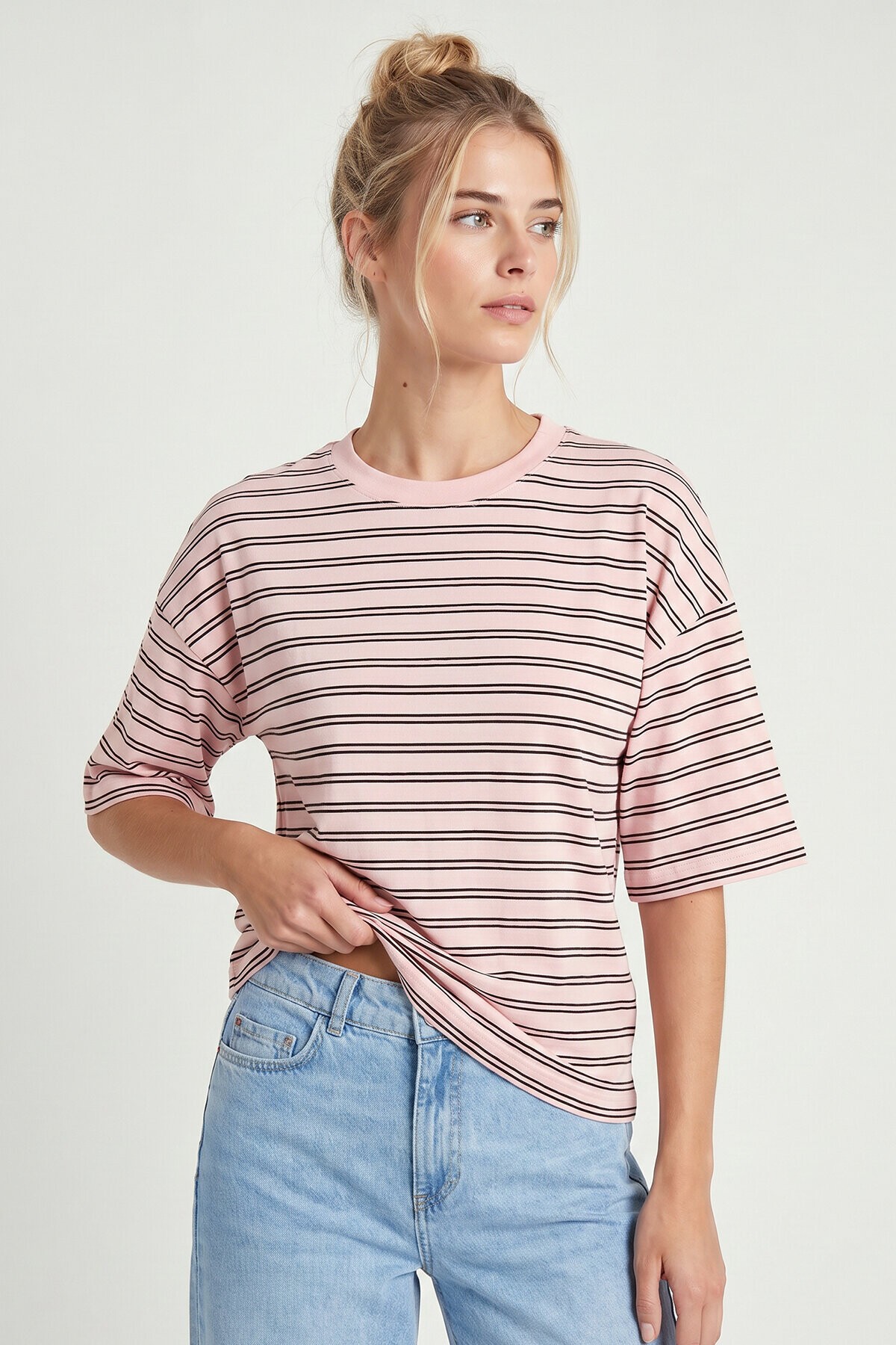 Çizgili Oversize Örme T-shirt ŞEKER PEMBE LCR0124