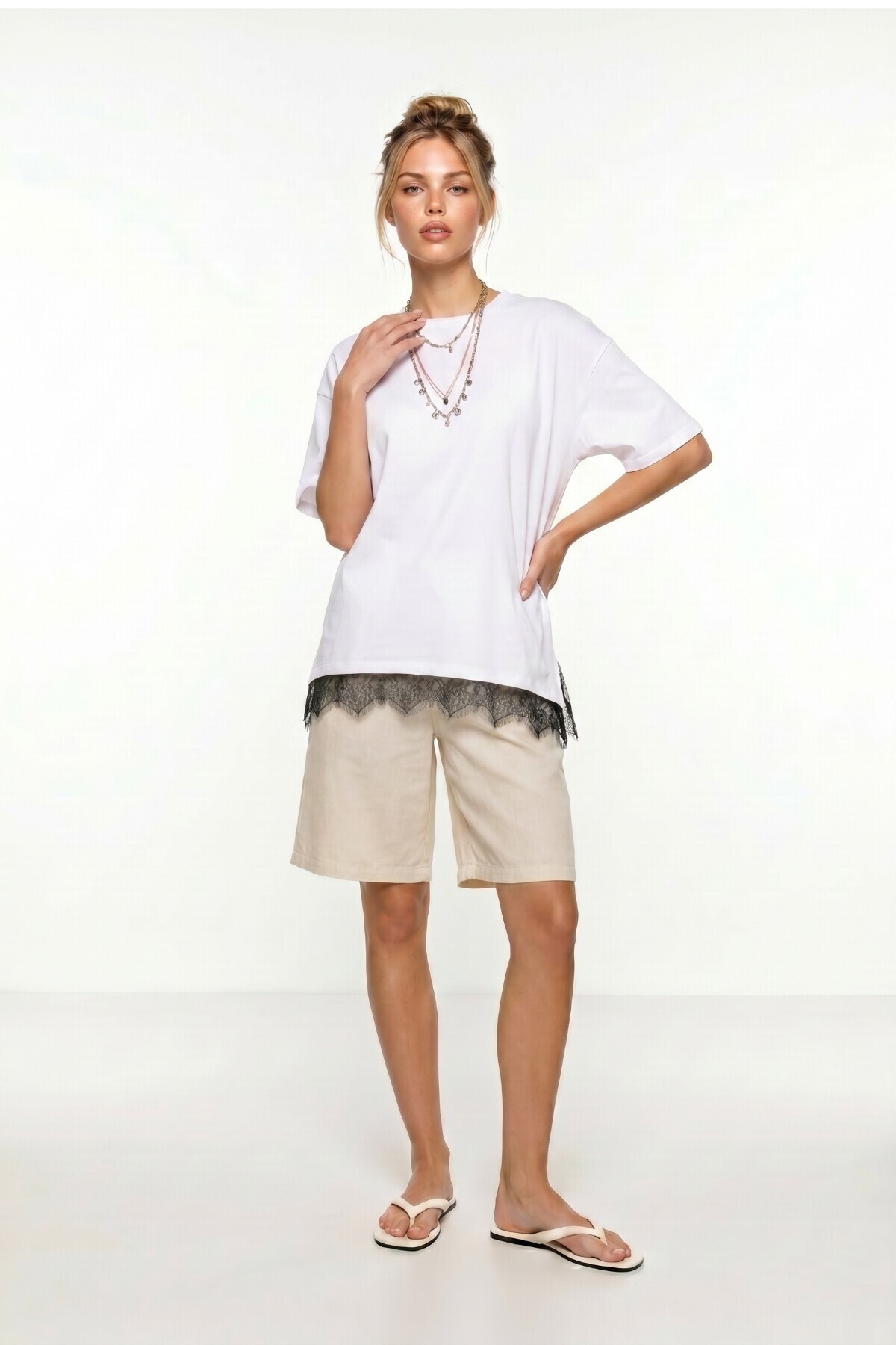 Dantel Detaylı Oversize Örme T-shirt BEYAZ LUB0377