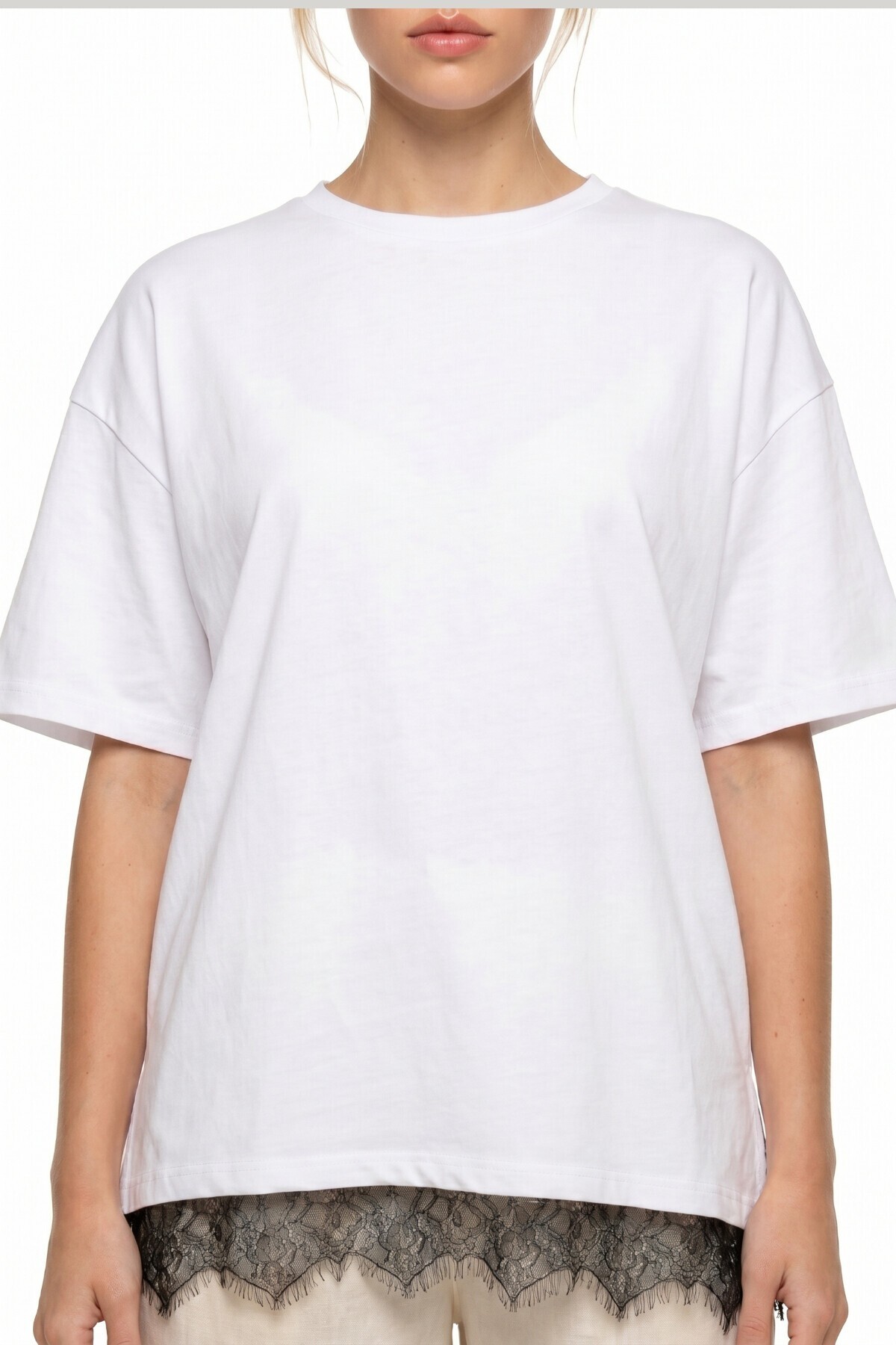 Dantel Detaylı Oversize Örme T-shirt BEYAZ LUB0377