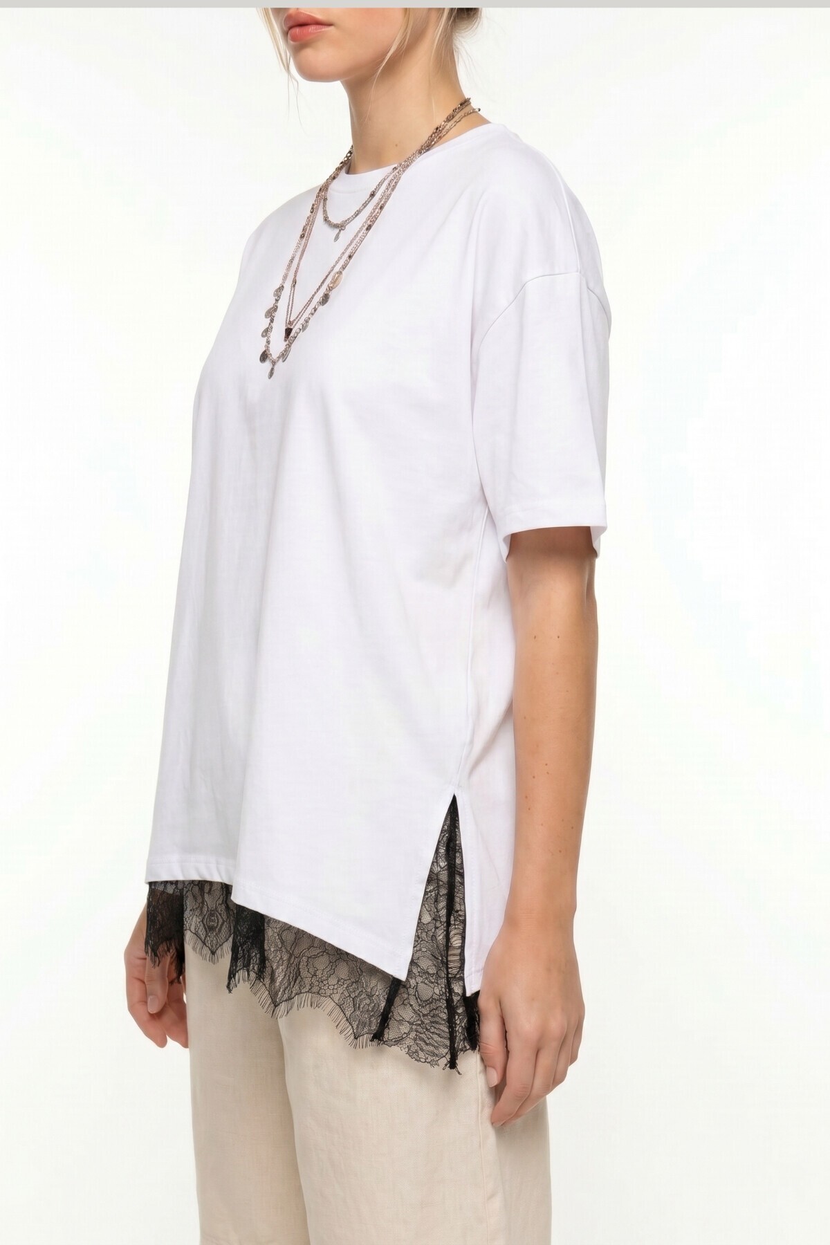 Dantel Detaylı Oversize Örme T-shirt BEYAZ LUB0377