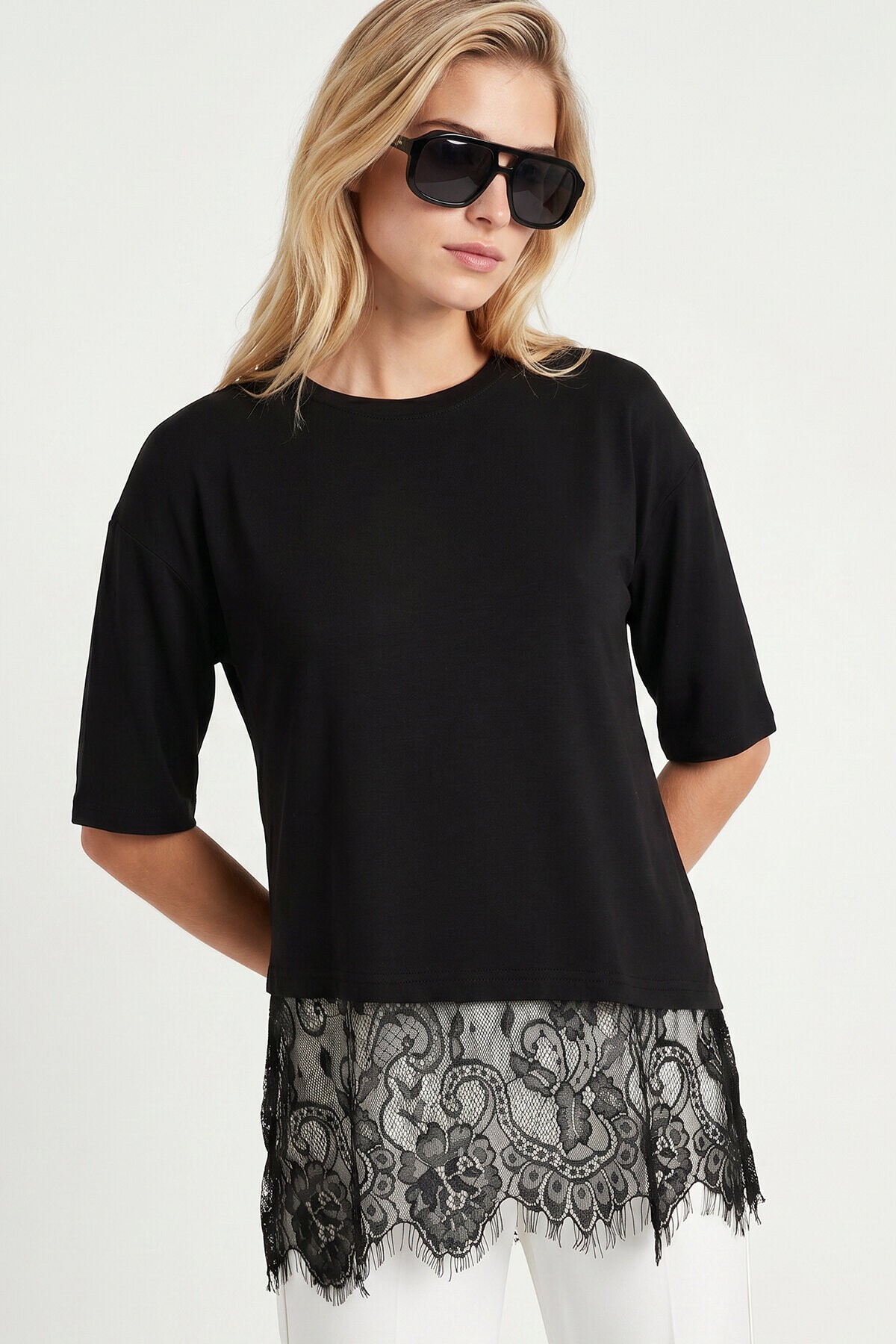 Dantel Detaylı Oversize Örme T-shirt SİYAH LRN0056