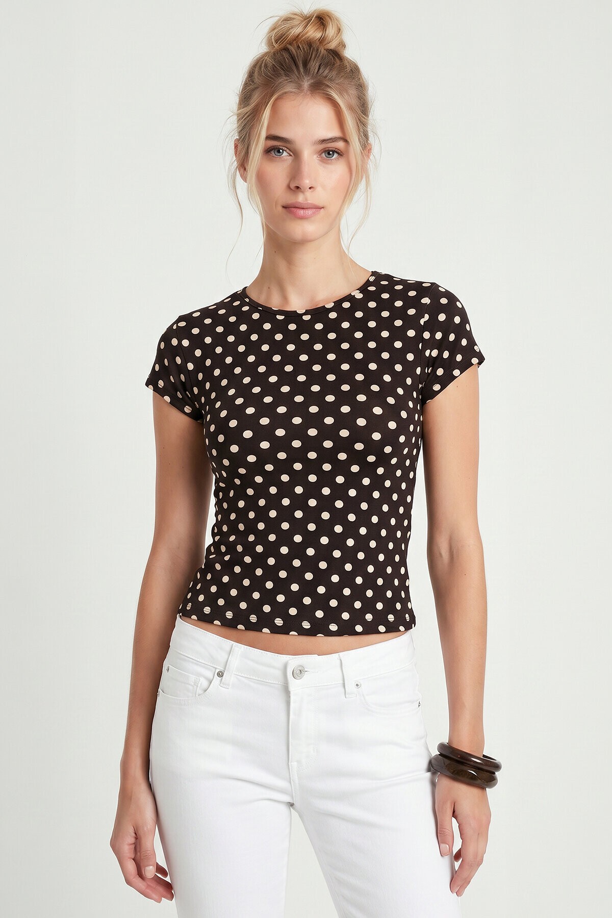 Puantiye Desenli Polyamid T-shirt KAHVERENGİ LZV0083