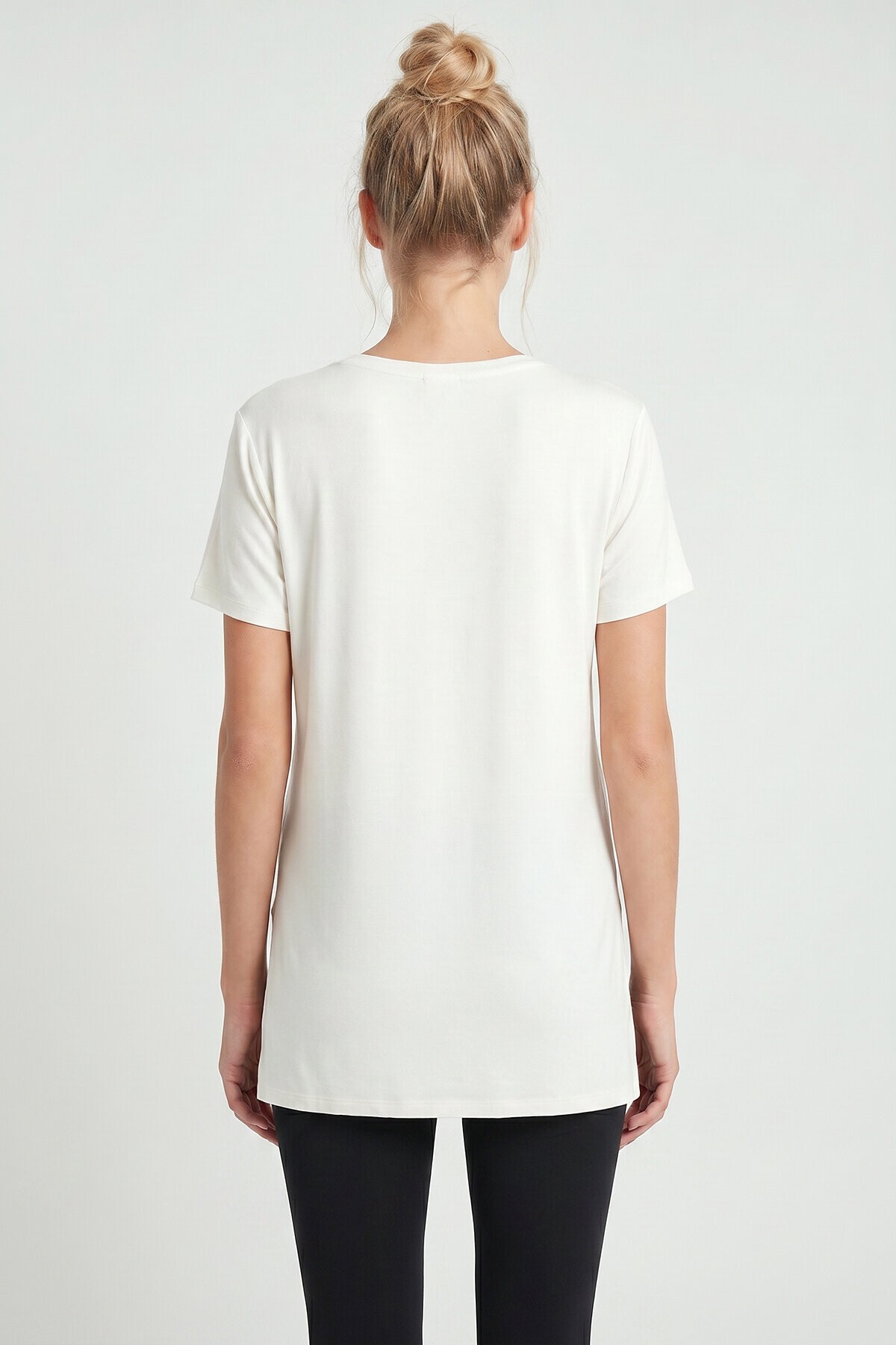 V Yaka Yırtmaçlı Viskon T-shirt EKRU LRN0039