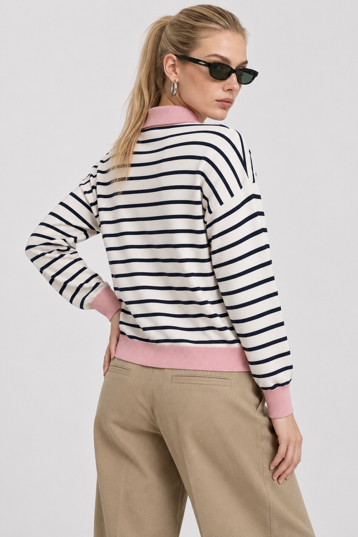 Çizgili Polo Yaka Oversize Triko Kazak 4419 EKRU PEMBE LKİ0056