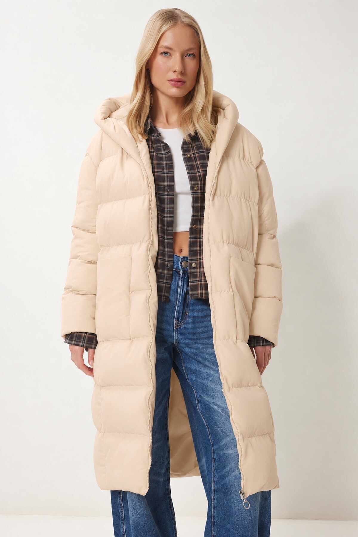 Kapüşonlu Oversize Uzun Şişme Kaban KREM LNT0001