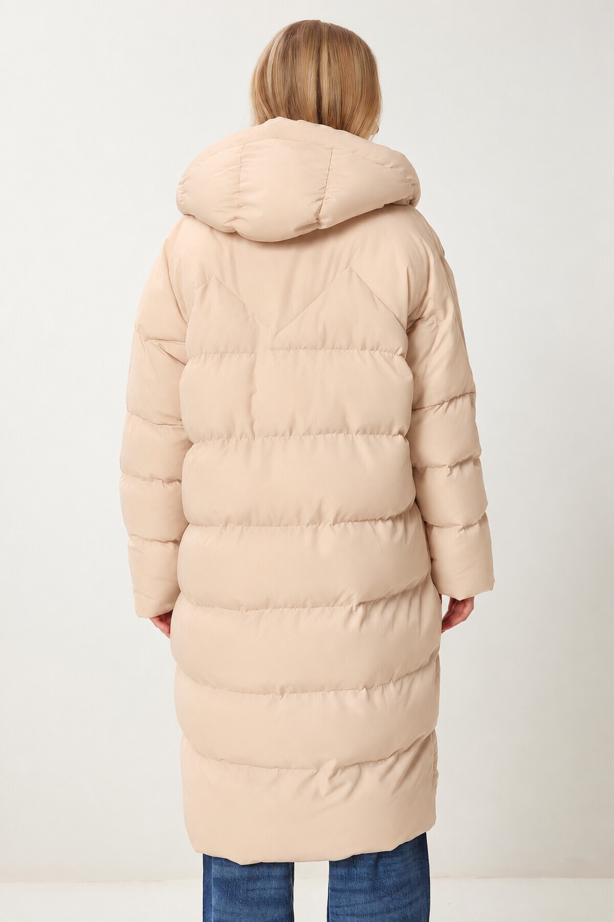 Kapüşonlu Oversize Uzun Şişme Kaban KREM LNT0001