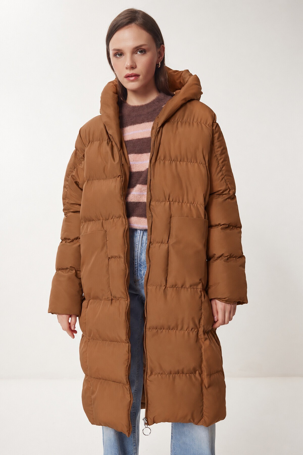 Kapüşonlu Oversize Uzun Şişme Kaban TABA LNT0001