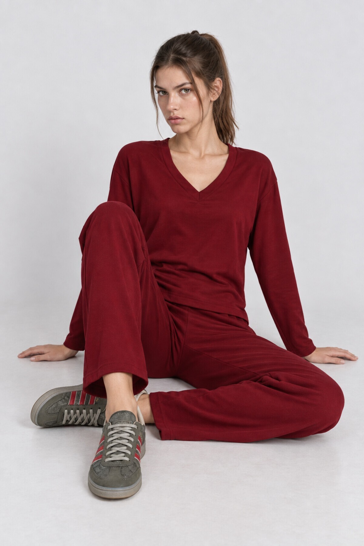 Rahat Esnek V Yaka Modal Takım BORDO LRN0076