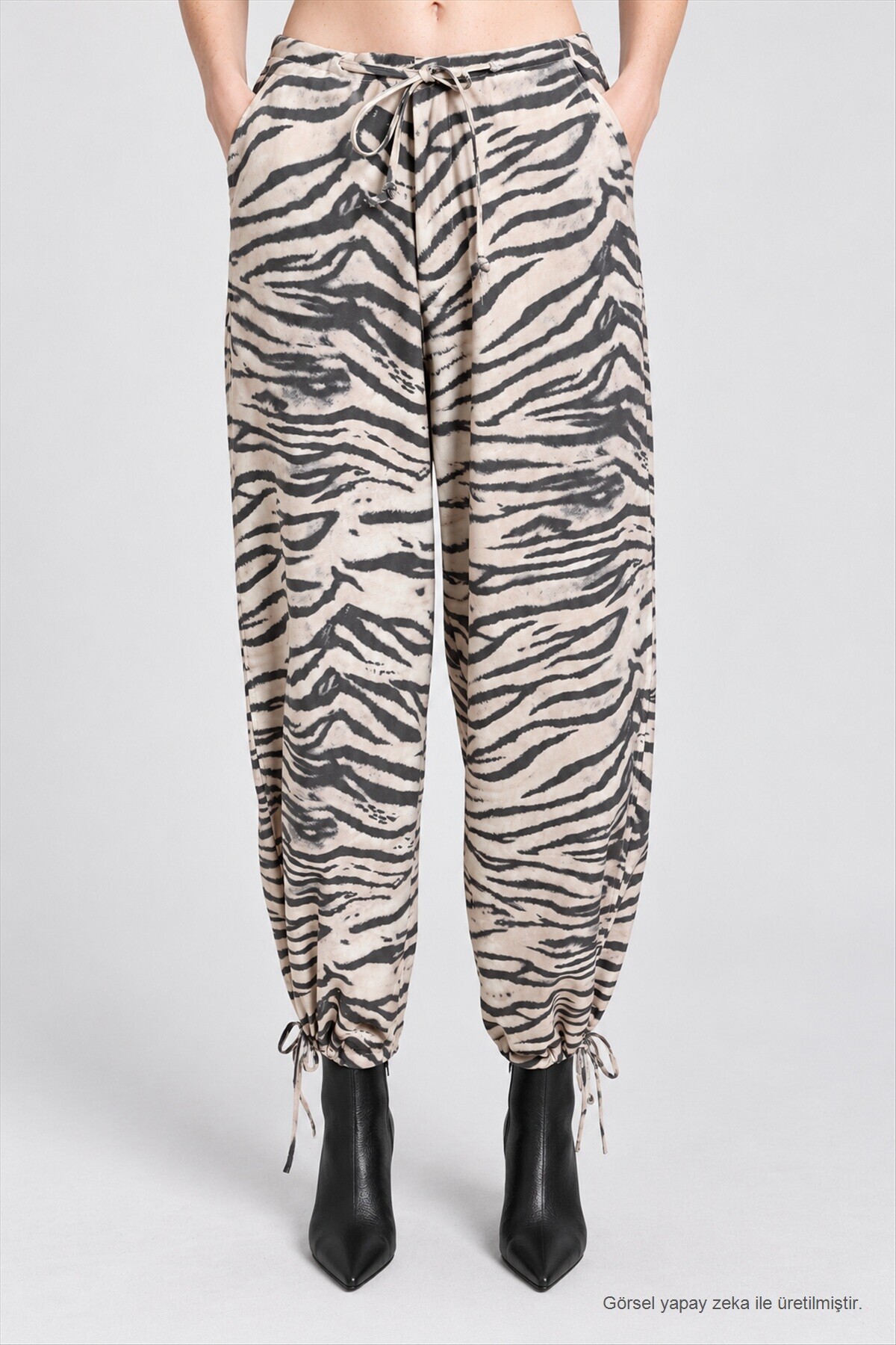 Zebra Desenli Gabardin Pantolon ANTRASİT KREM LBY0117