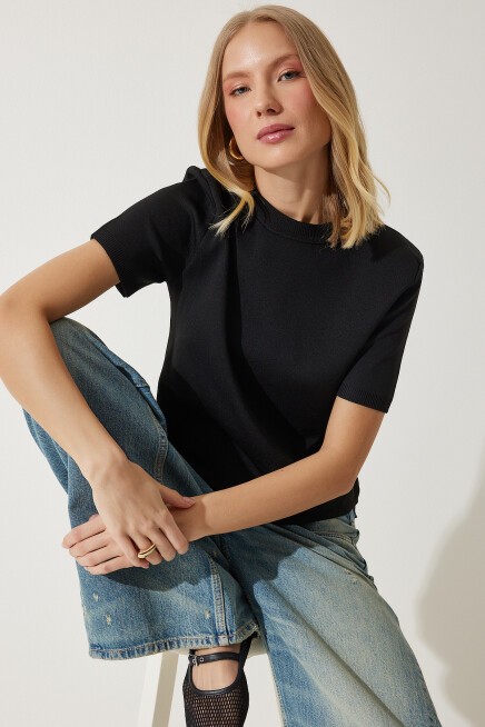 KISA KOLLU TRİKO BLUZ