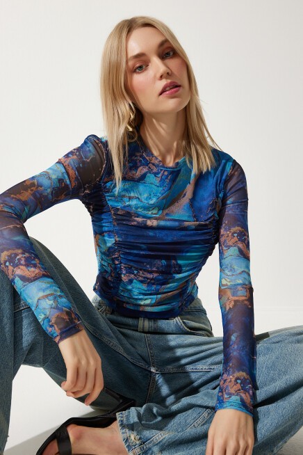 HAFİF TRANSPARAN CROP TÜL ÖRME BLUZ