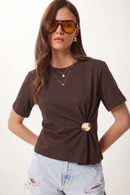 Gold Aksesuarlı Örme T-shirt KAHVERENGİ LCR0119