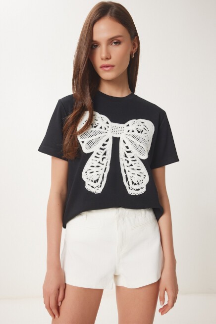 Güpür Fiyonk Nakışlı Örme T-shirt SİYAH LCR0065